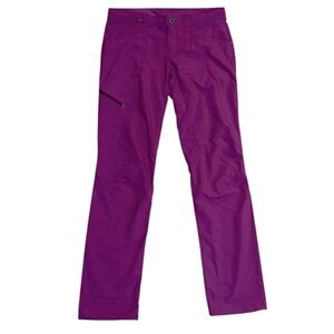 Patagonia Hiking Light Weight Straight Leg Pants in Purple Size 6